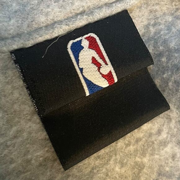 New Era Boston Celtics NBA Basketball Knit Beanie Hat Cap Cuff Pom Lined Wool - Picture 9 of 12